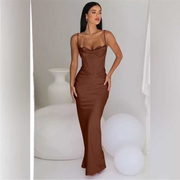 HOUSE OF CB  'Charmaine' Chocolate Corset Maxi Dress brown NWOT size M - Picture 12 of 16